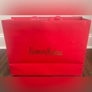 Neiman Marcus Authentic Medium Paper Gift/Shopping EMPTY Holiday Bag Red